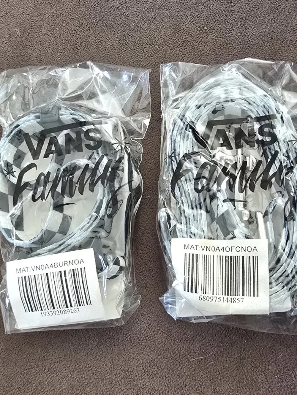 Vans Black & White Checkerboard Dog Leash Set